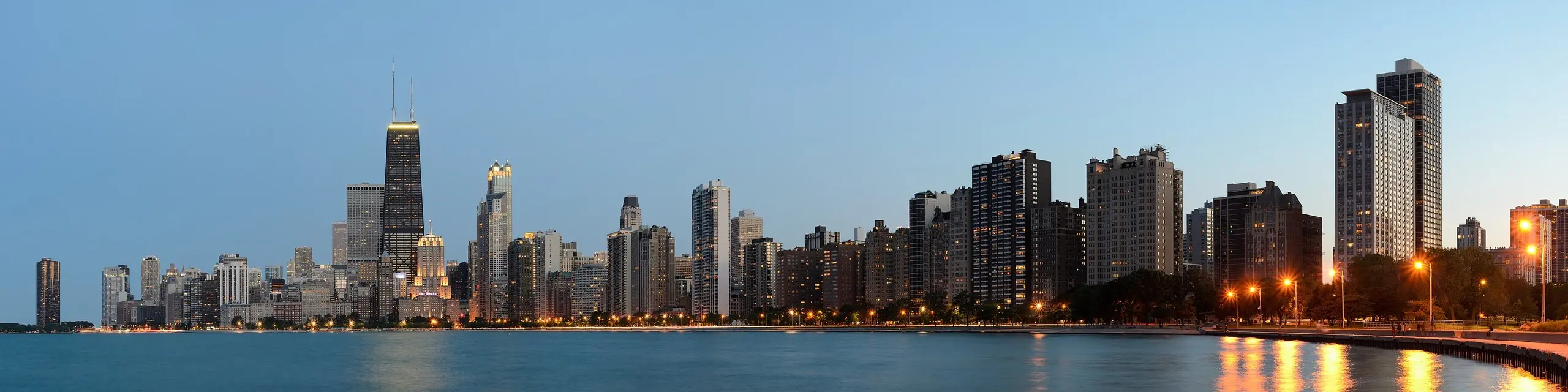 Chicago skyline from North Avenue Beach